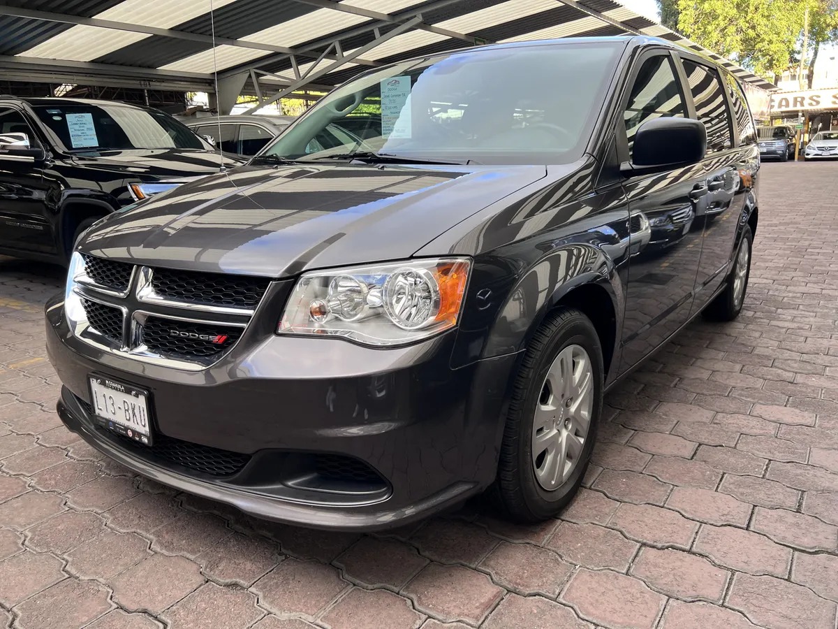 Dodge Grand Caravan SE 2020
